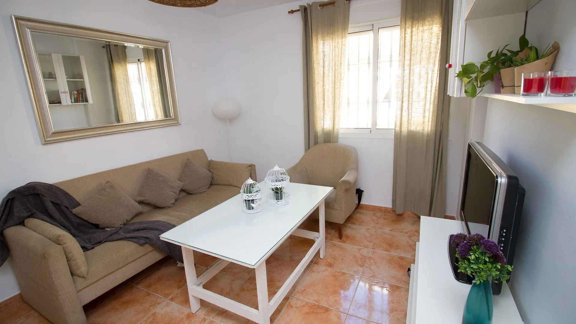 Stylish 2 Bedrooms Menita By La Recepcion Malaga